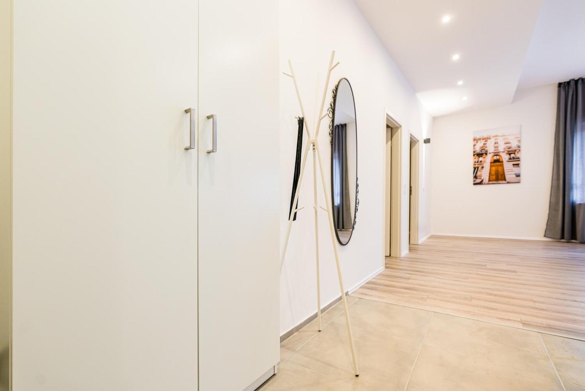 Comodo Apartments Solingen Szoba fotó